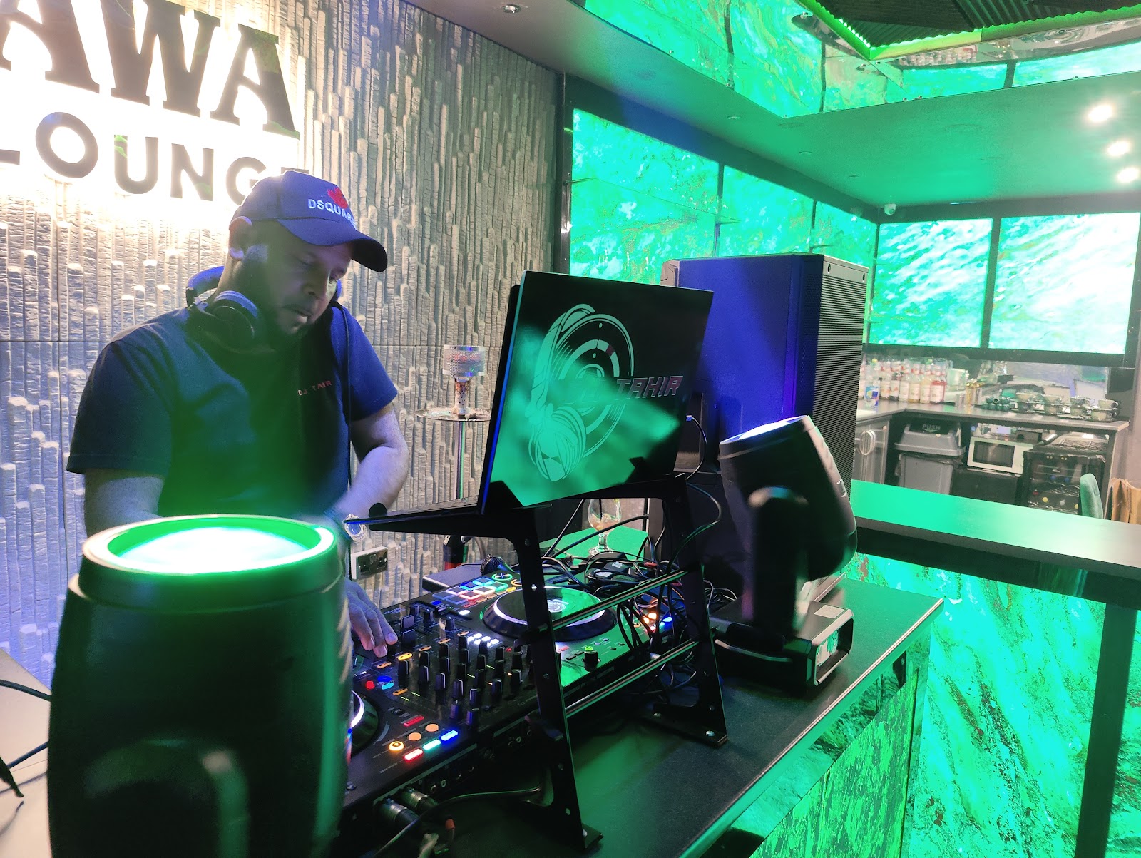 Awa Lounge in Bradford (photo 2)