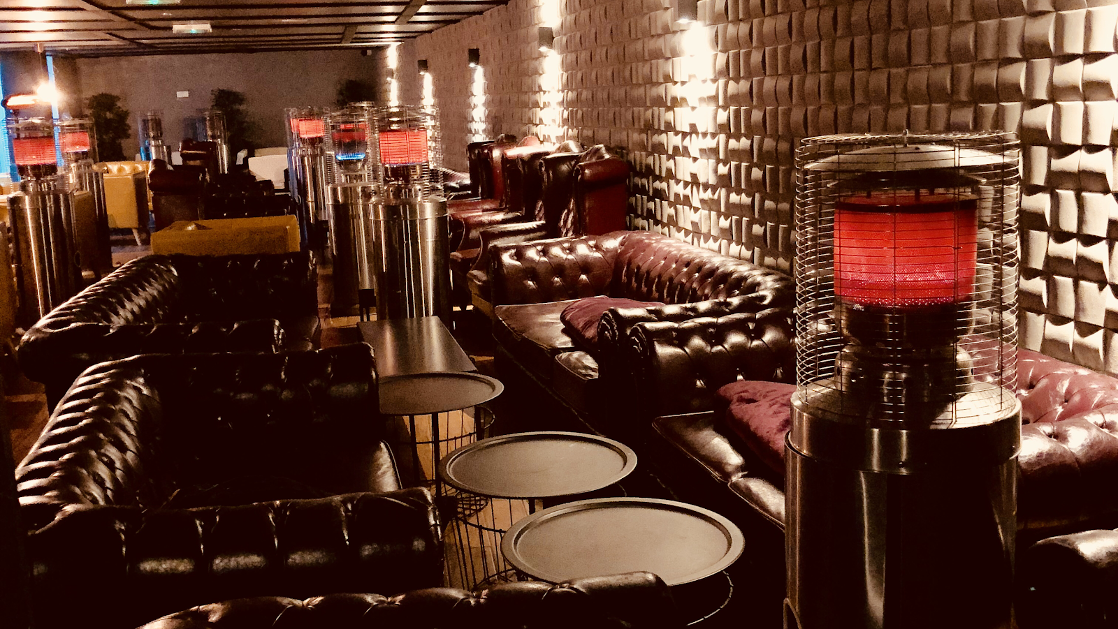 Embassy Lounge in Leicester (photo 2)