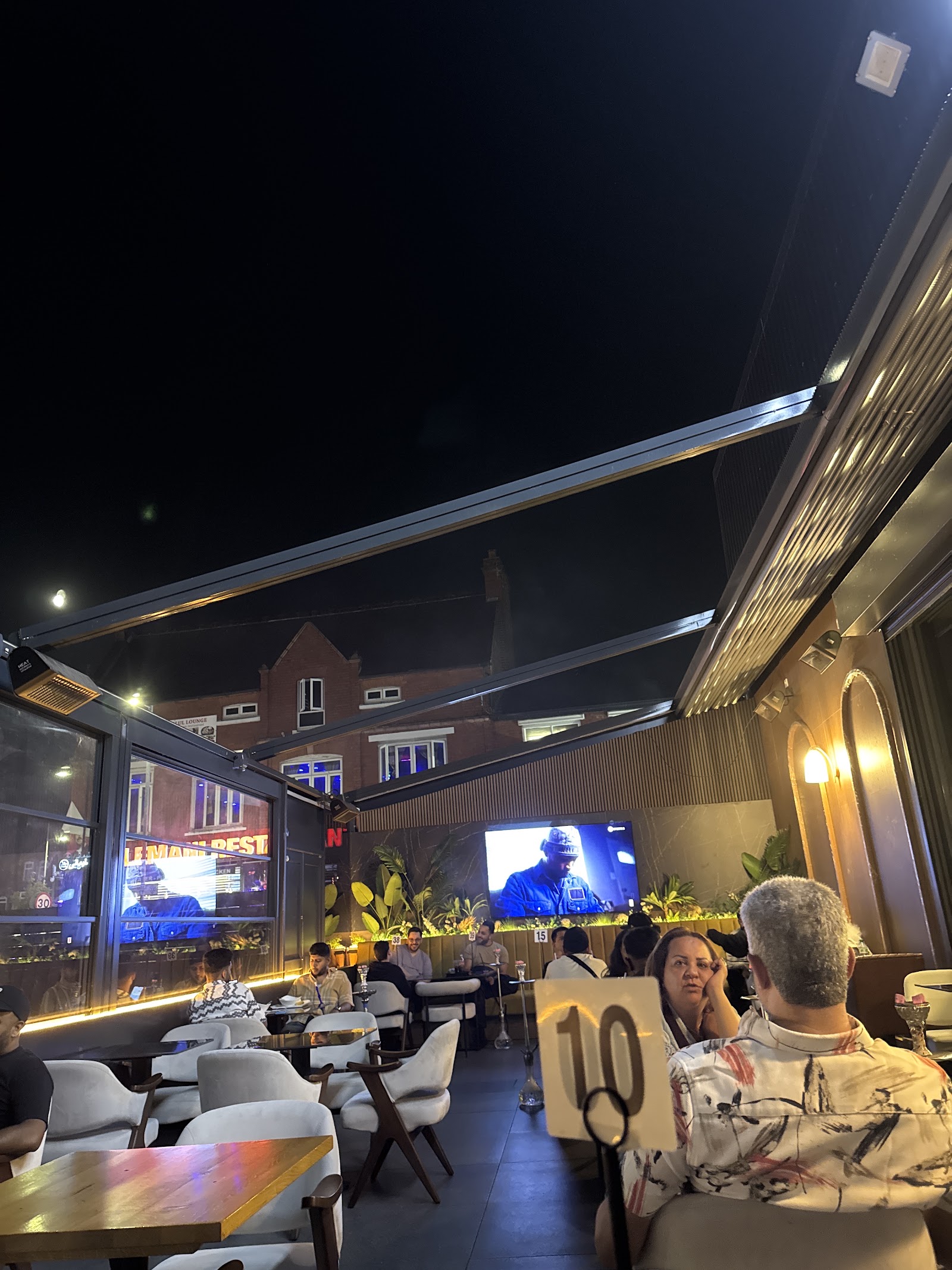 Huqqa Lounge in Manchester (photo 2)