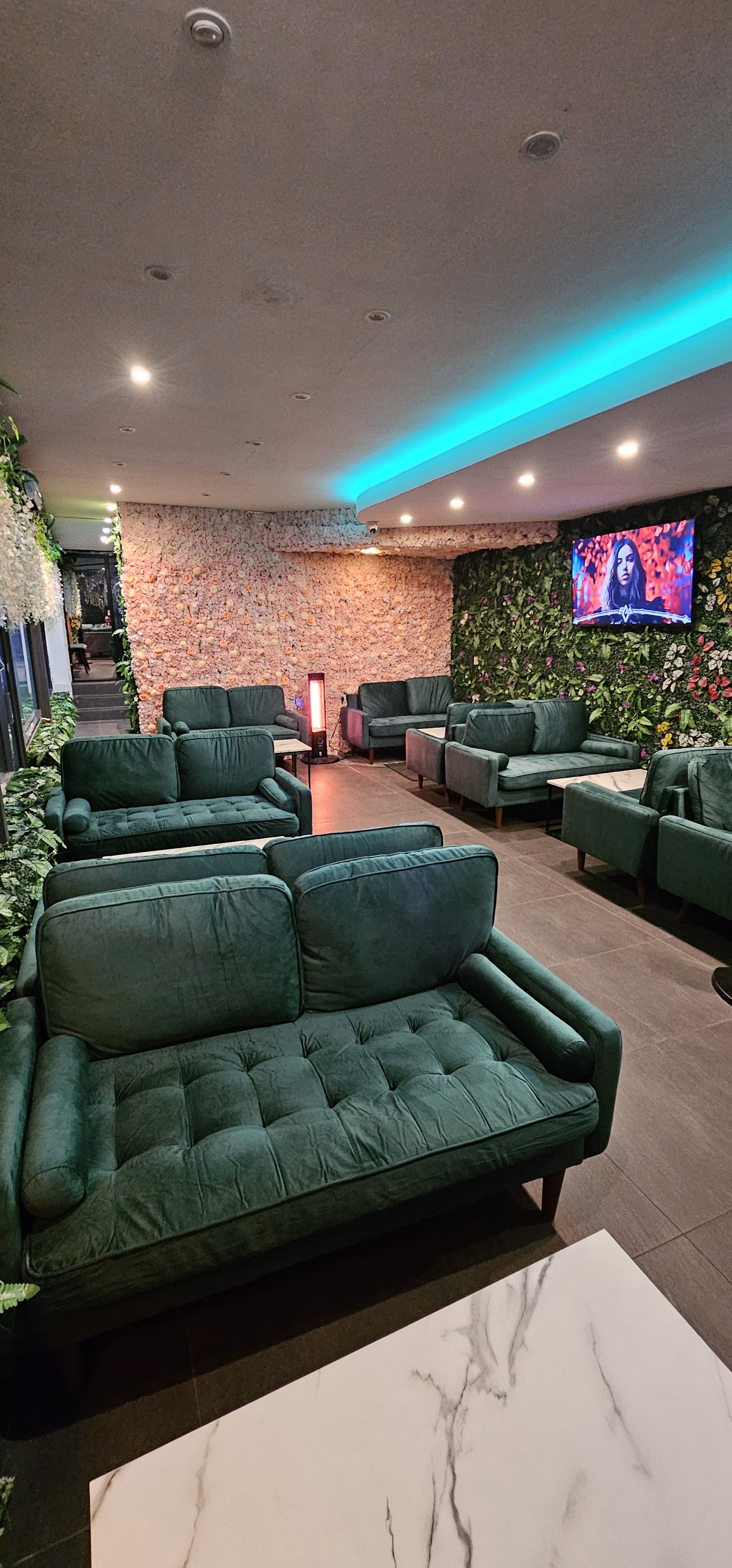Ivy lounge in Manchester