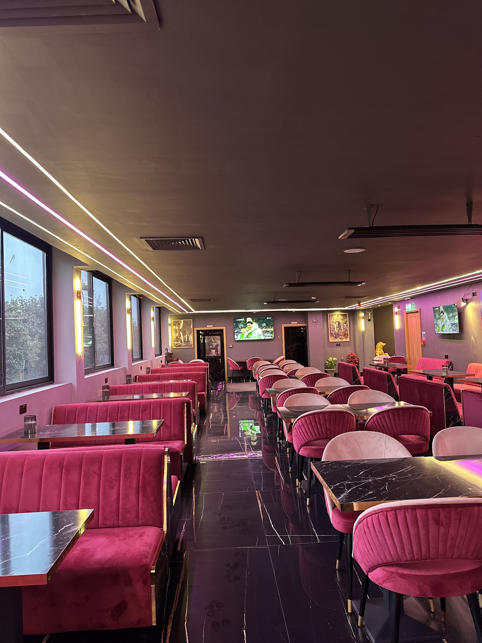 Lavista lounge in Birmingham (photo 2)