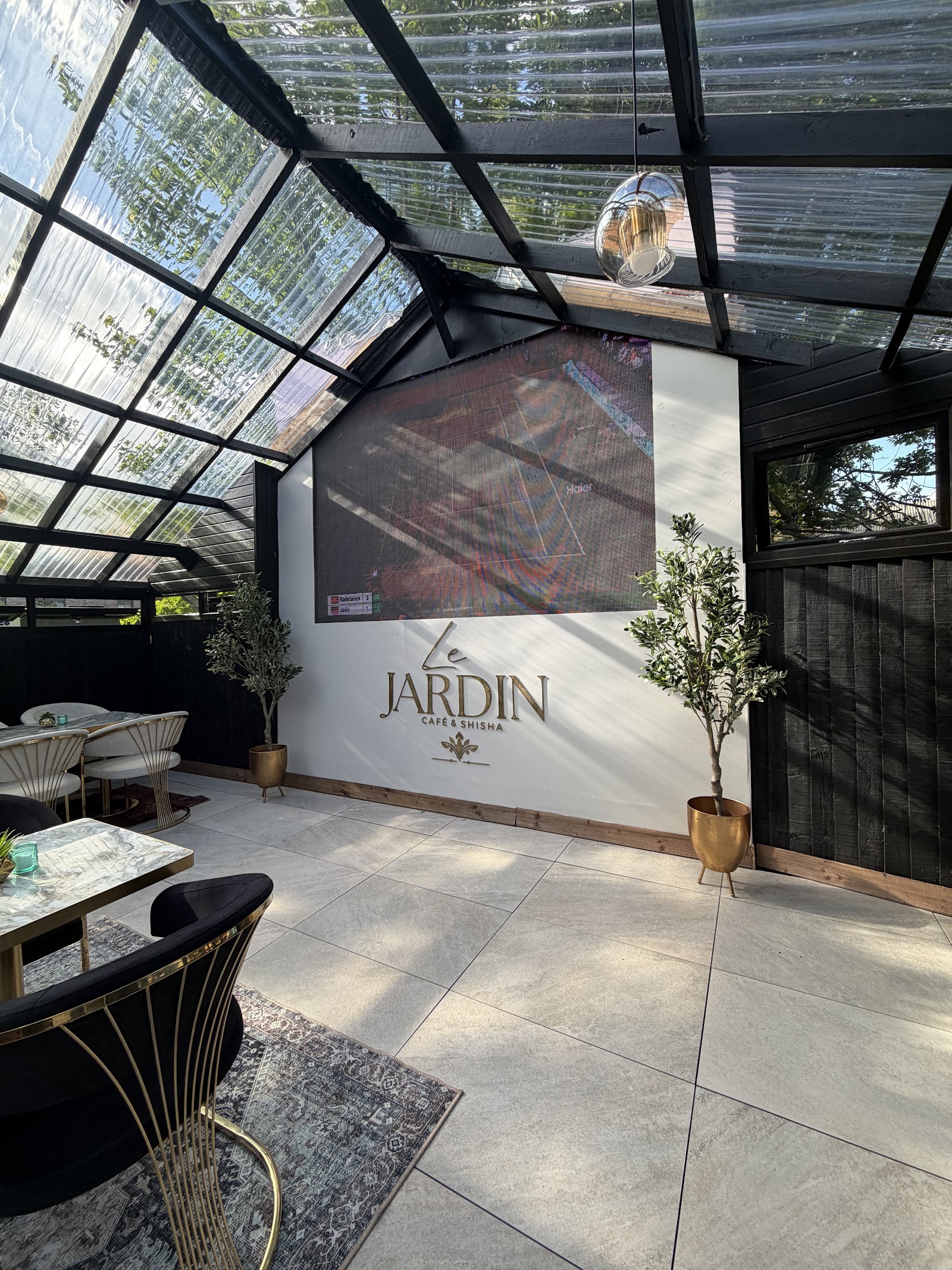 Le Jardin Café and Shisha in Birmingham (photo 3)