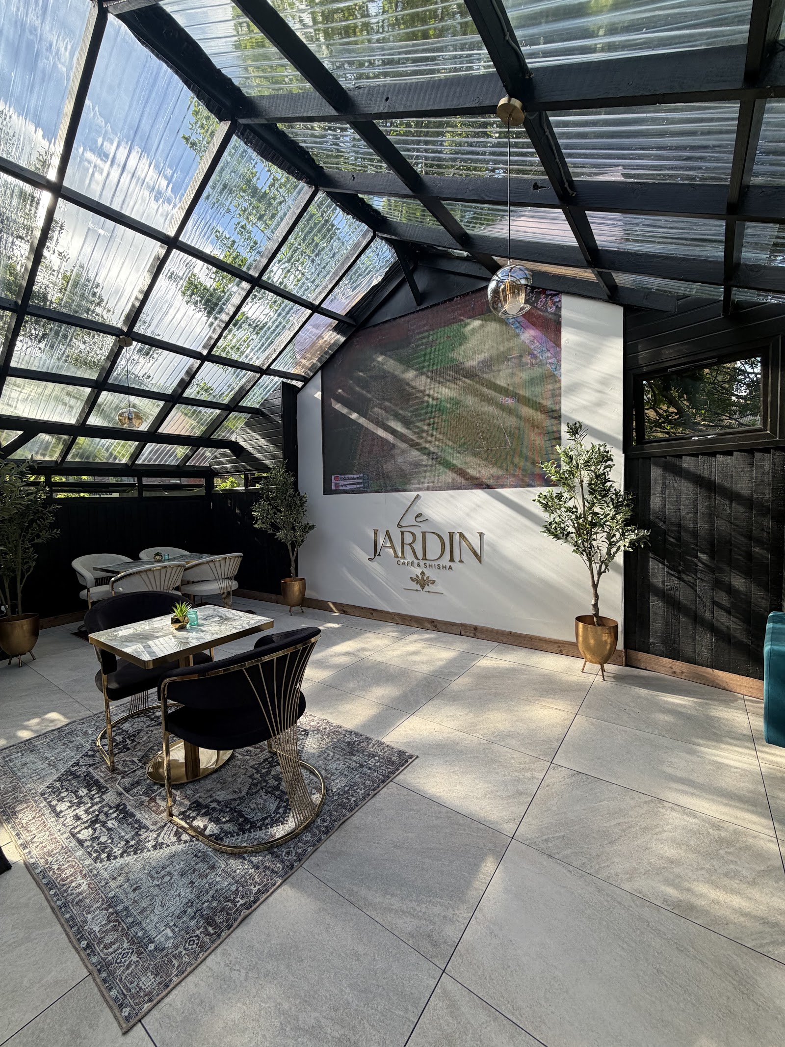 Le Jardin Café and Shisha in Birmingham