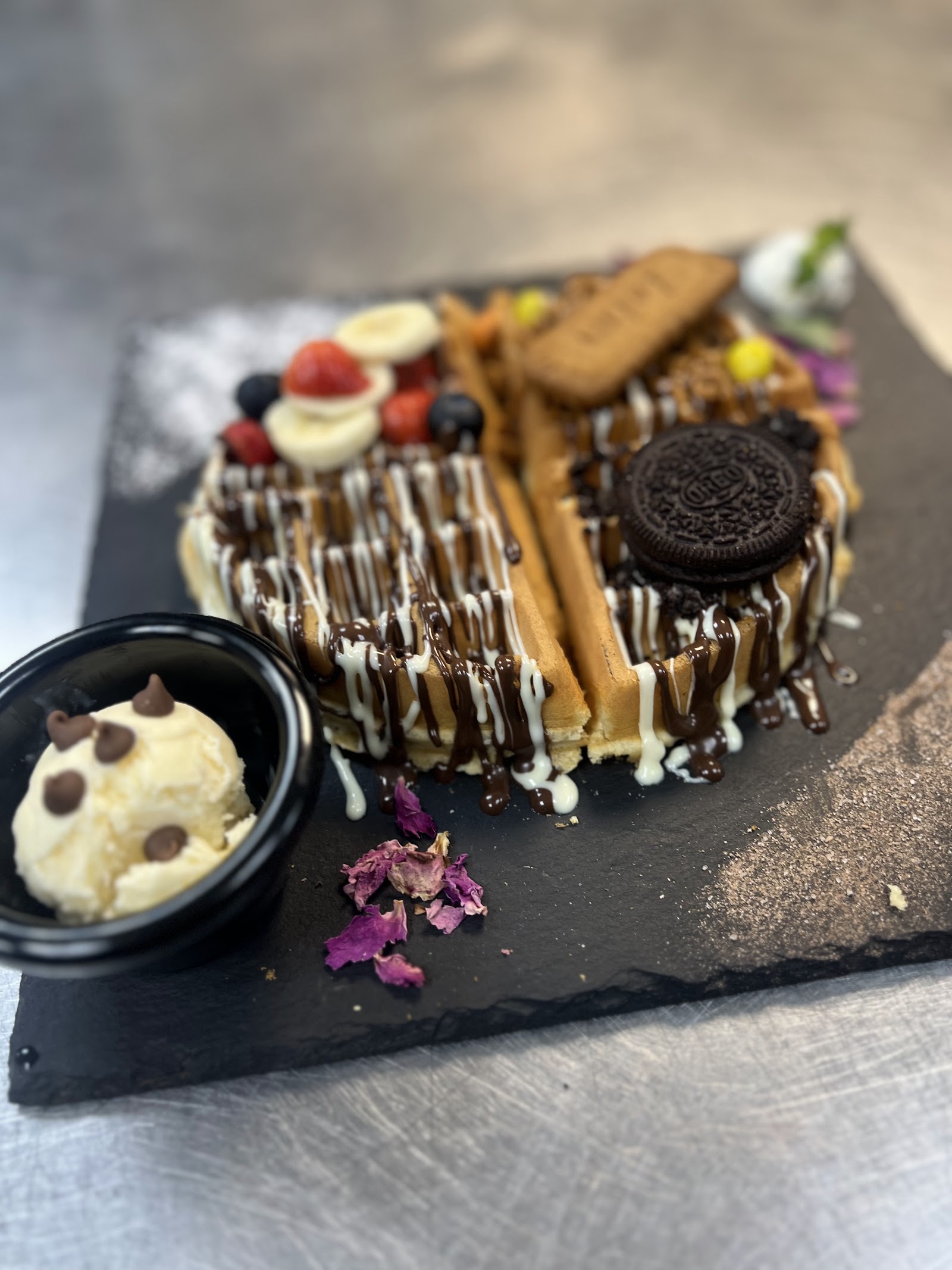 Mazaj Lounge & Restaurant in Birmingham