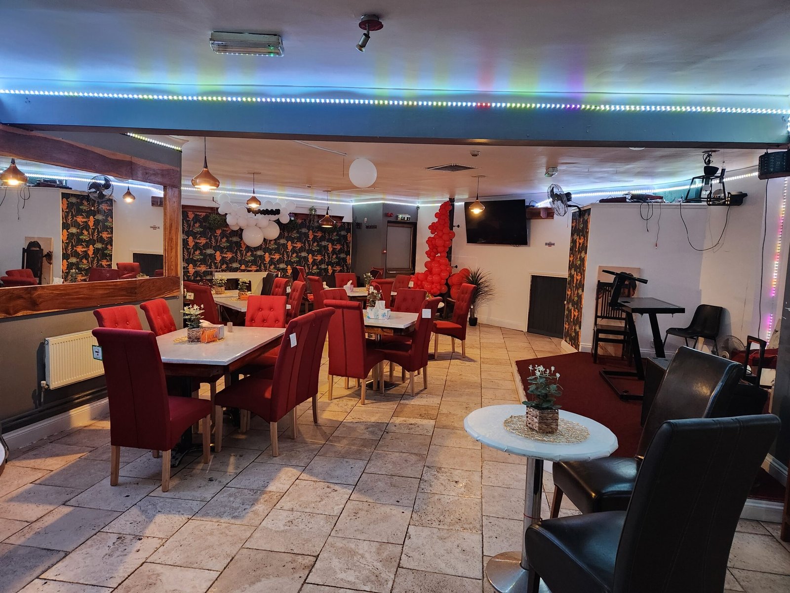 Wow Lounge Cardiff in Cardiff (photo 2)