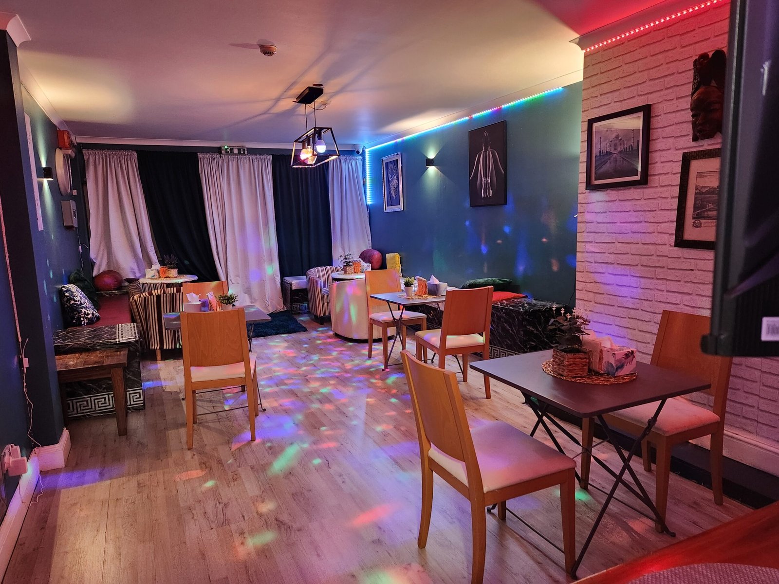Wow Lounge Cardiff in Cardiff